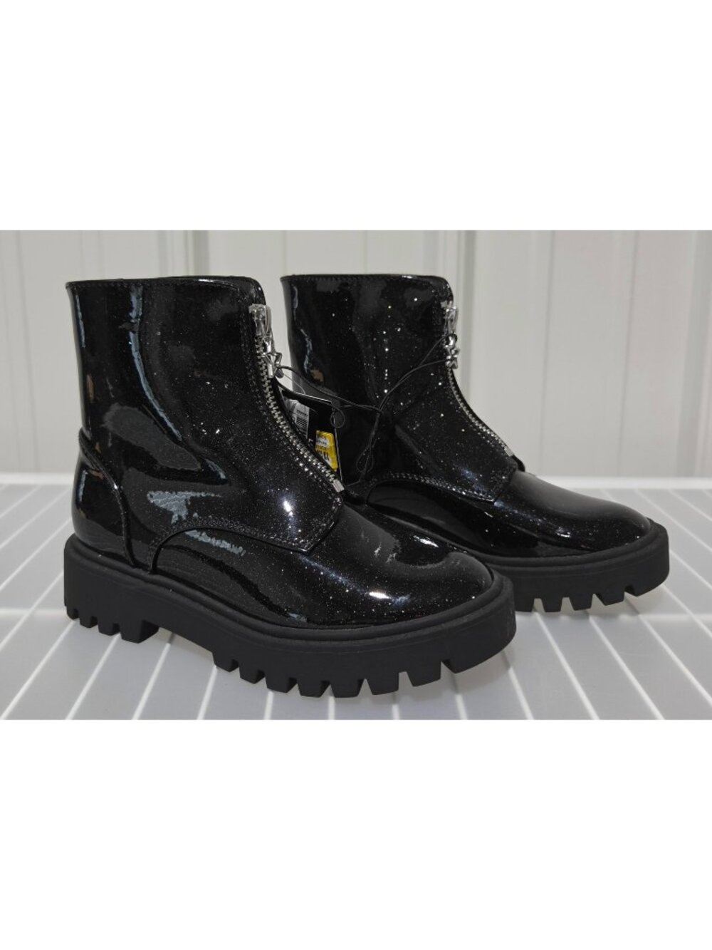 Art Class Myra Black Shimmer Glittery Finish Combat Ankle Boots -- Big Girls' 2